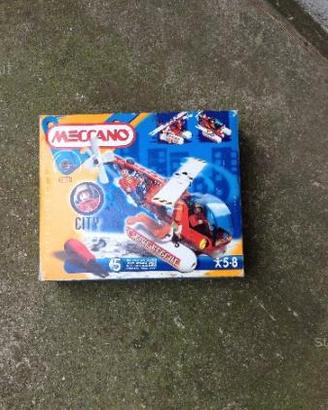 Elicottero giocattolo meccano