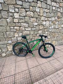 Montain bike Scott scale 760  27.5 telaio m