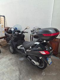 Piaggio mp3 300
