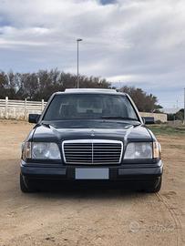MERCEDES BENZ BERLINA 250 TD