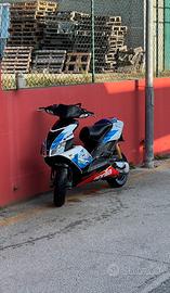 Carene, fari e sella con sottosella aprilia sr 50