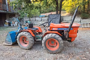trattore Goldoni Universal 224