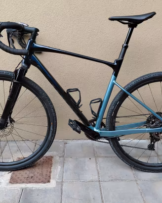 Bicicletta gravel Giant Revolt X taglia L