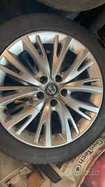 CERCHI ORIGINALI ALFA ROMEO 17''+ GOMME