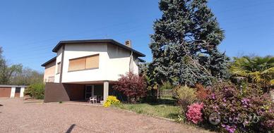 CASA INDIPENDENTE A FERNO