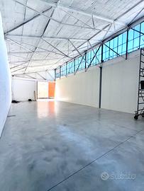 Capannoni ristrutturati - brugherio centro