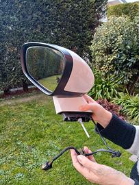 Specchietto laterale. 