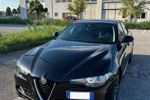 Giulia 2016 2.2 t Super 150cv Manuale