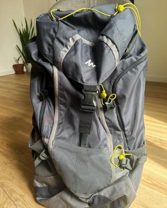Zaino Trekking Quechua Forclaz 70L-come nuovo