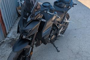 HONDA HORNET CB750 2025-2026
