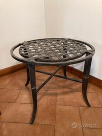 Tavolino ferro battuto lavorato brunito