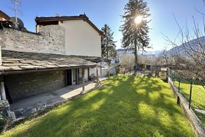3 LOCALI A AOSTA
