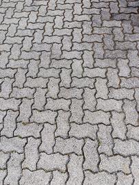Pavimento per esterno - Autobloccante grigio