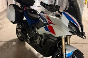 BMW S1000XR 2022