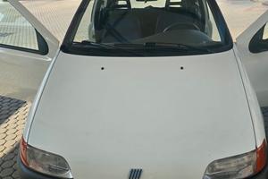 Fiat Punto del 99 con impianto GPL