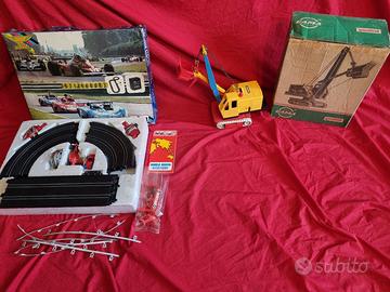 Giochi vintage, pista, escavatore , macchinine
