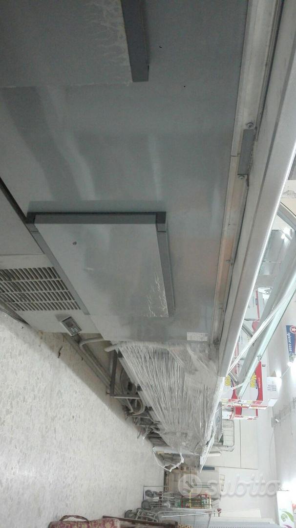 Banco Frigo ventilato con 3 porte a vetri -2 +8°C