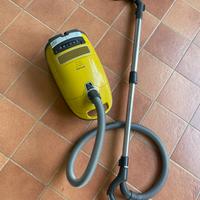 ASPIRAPOLVERE MIELE complete C3 series 120