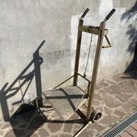 Carrello alza damigiana