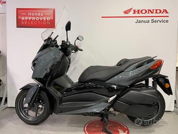 Yamaha X-Max 300 TECH-MAX