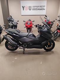Yamaha TMAX 560