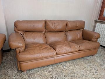 DIVANO 3 POSTI E DUE POLTRONE