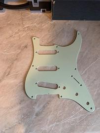 Battipenna stratocaster mint green 8 fori