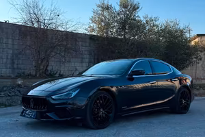 Maserati ghibli  3.0 v6 gransport