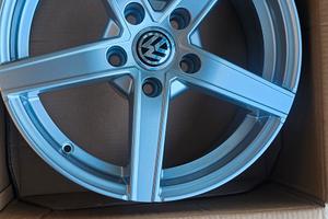 4 cerchi Nuovi 16 Volkswagen Transporter T5 T6 T6.