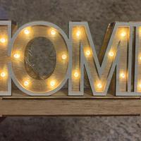Lampada led scritta HOME