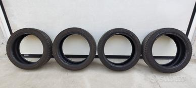 4 Pneumatici invernali Bridgestone blizzak LM005