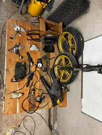 pezzi di ricambio yamaha r 125 2008-2013