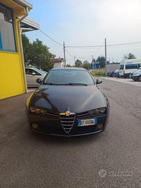 Alfa Romeo 159