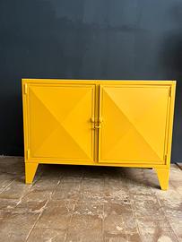 Credenza bassa industriale
