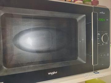 microonde Whirlpool JC 216 30 lt