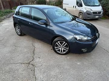 VOLKSWAGEN GOLF 6