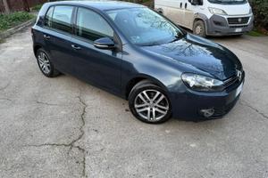 VOLKSWAGEN GOLF 6