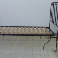 letto antico una piazza