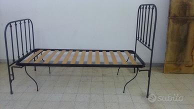 letto antico una piazza