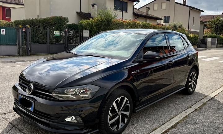 Volkswagen Polo - 1.6 TDI Highline 95CV - R Line
