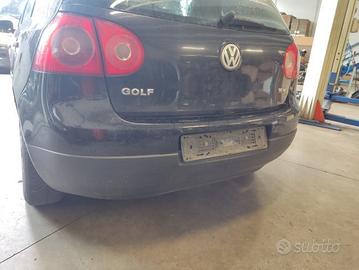 Paraurti posteriore VOLKSWAGEN GOLF 5 del 2004