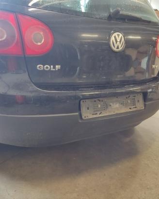 Paraurti posteriore VOLKSWAGEN GOLF 5 del 2004