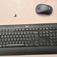 Tastiera LOGI K540 con mouse