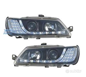 FARI PEUGEOT 306 97-01 LUCE DIURNA A LED FONDO NER