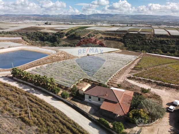 Azienda Agricola - Chiaramonte Gulfi