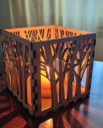 Lanterna in legno intagliato a laser – decorazione