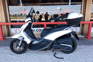 Piaggio Beverly 350