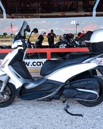 Piaggio Beverly 350
