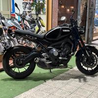 Yamaha XSR 900 tua a soli 82 euro al mese !