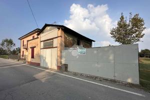 MAGAZZINO A BAGNOLO CREMASCO